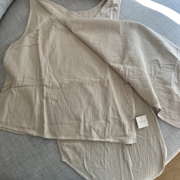 Nomad the Label NWT Caro Cotton Top in Stone, size Large. - Picture 4 of 6